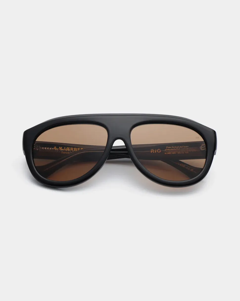 A.Kjaerbede unisex aurinkolasit Rio, musta