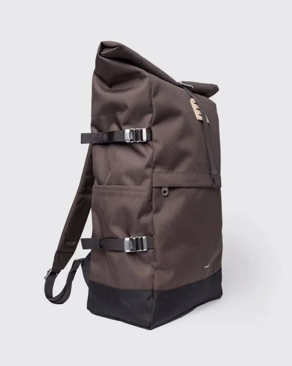 Sandqvist unisex reppu ICON ROLLTOP BACKPACK L, tummanruskea