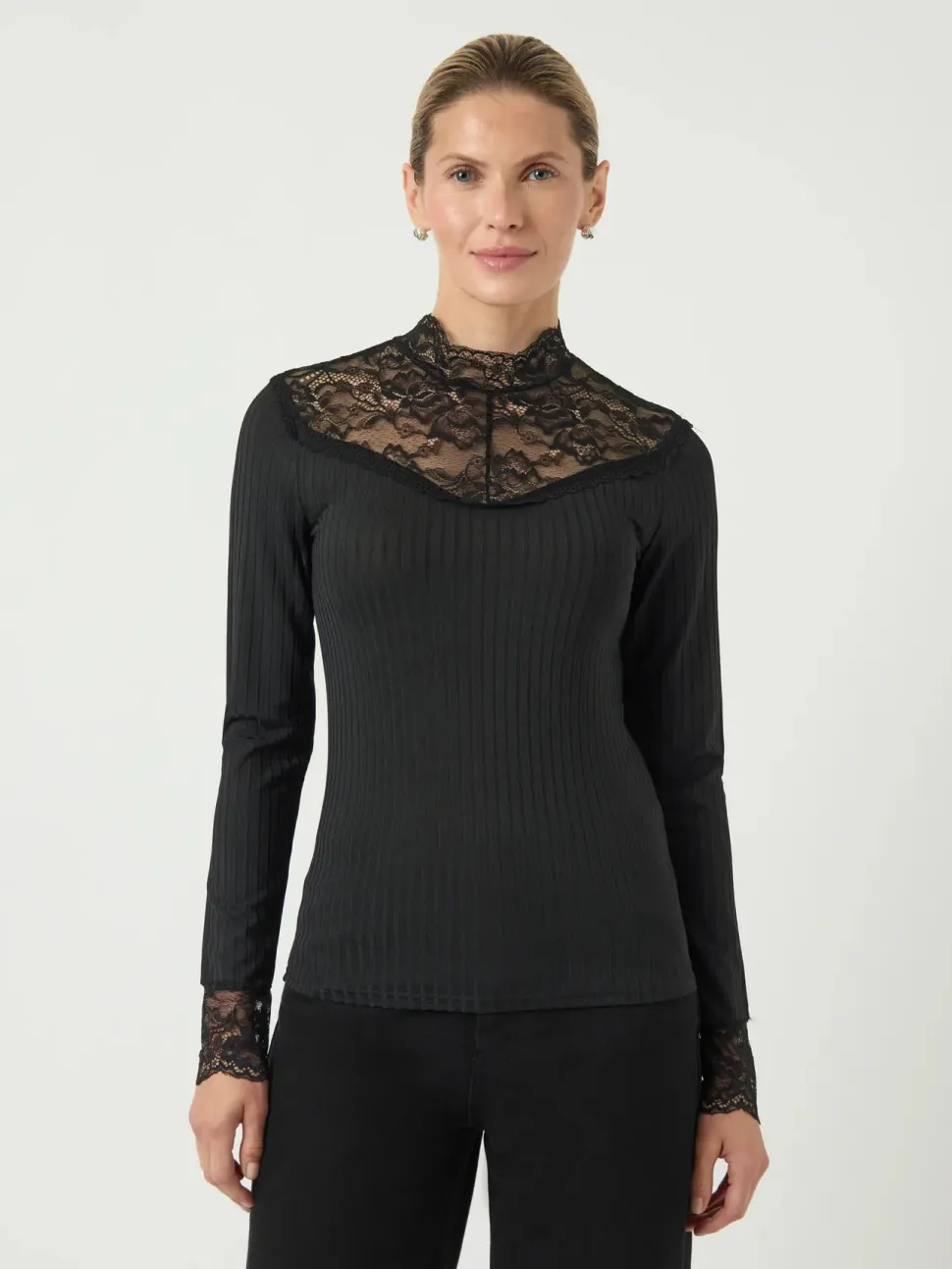Y.A.S pusero, YASBLACE LS TOP Black